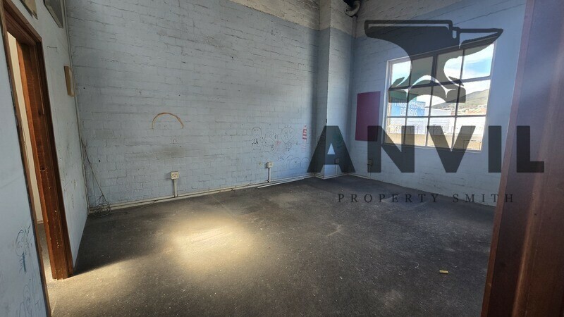 213 Albert Road - 1500sqm First-Floor Industrial Unit To Let In Woodstock property image 10