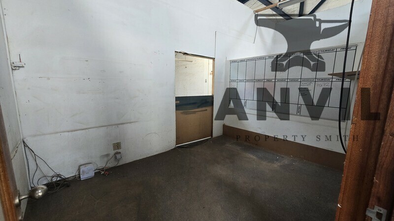 213 Albert Road - 1500sqm First-Floor Industrial Unit To Let In Woodstock property image 15