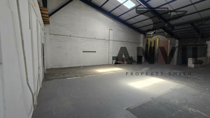 213 Albert Road - 1500sqm First-Floor Industrial Unit To Let In Woodstock property image 19