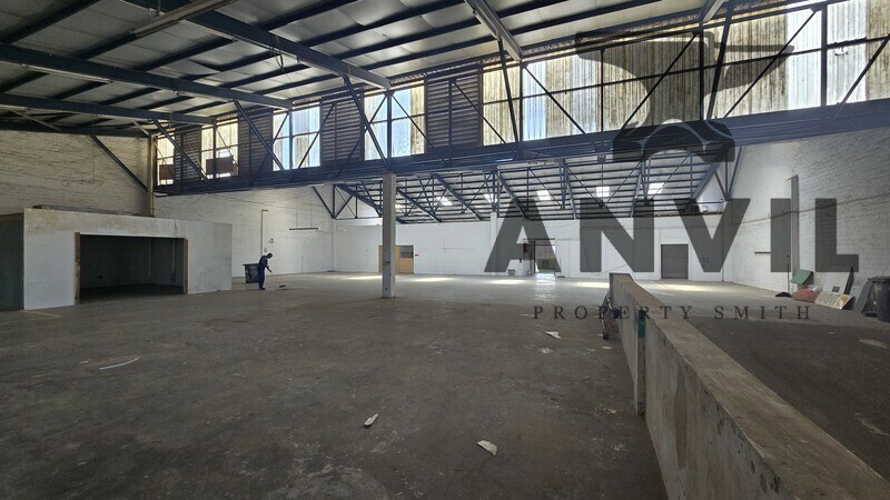 213 Albert Road - 1500sqm First-Floor Industrial Unit To Let In Woodstock property image 25