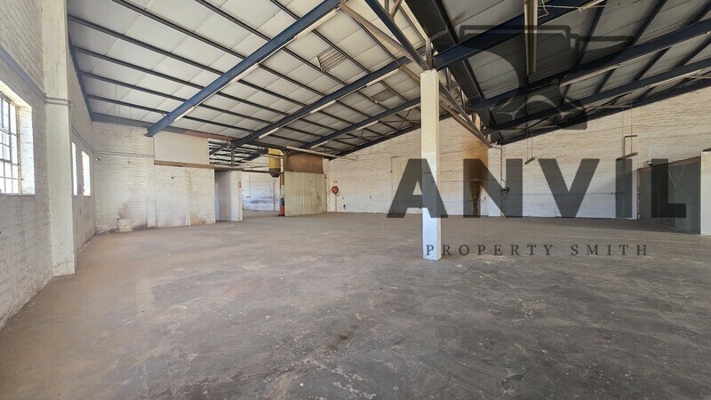 1500sqm First-Floor Industrial Unit To Let In Woodstock