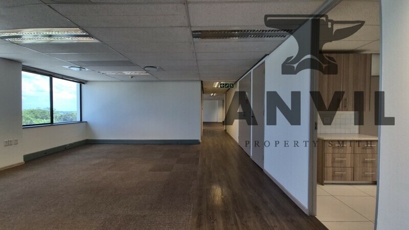 Grosvenor Corner - Portion 1st Floor property image 9