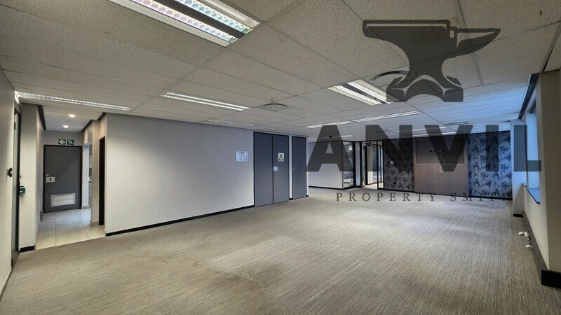 Grosvenor Corner - Portion 1st Floor property image 6