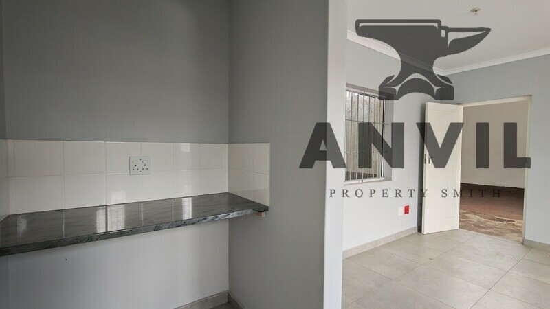 11-13 Suffert Street - Unit 2 property image 10