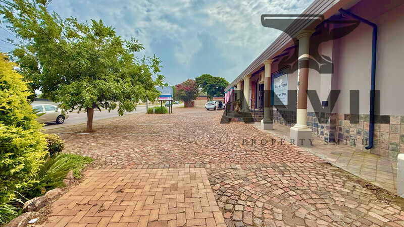 2 Pretorius Avenue, Lyttelton Manor, Centurion - Standalone Building property image 25