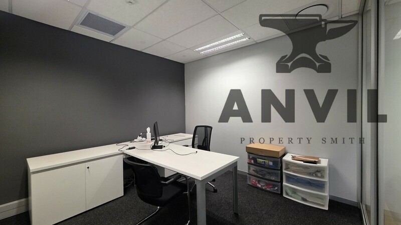 Oxford Corner - Portion 2nd floor property image 13