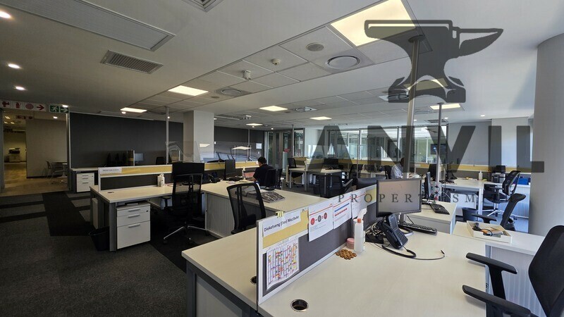 Oxford Corner - Portion 2nd floor property image 17