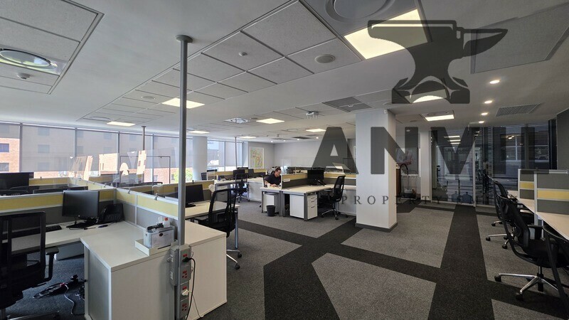 Oxford Corner - Portion 2nd floor property image 18