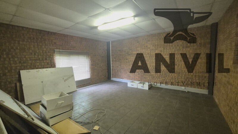 10 Imola Pl - Top Floor property image 12