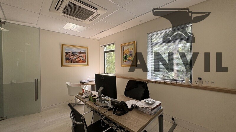 Boundary Terraces, Newlands - Slade House First Floor 415m2  property image 10