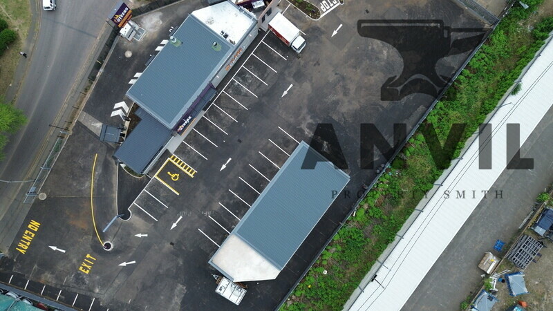 6 Intersite Avenue - Drive thru opposite steers property image 2