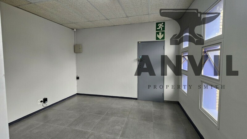 491 James Crescent - Unit 10 property image 7