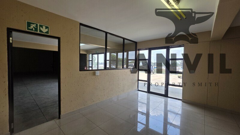 Pomona Junction - Unit 26  property image 5