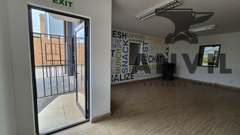 Robberg warehouse - unit 8 property image 12