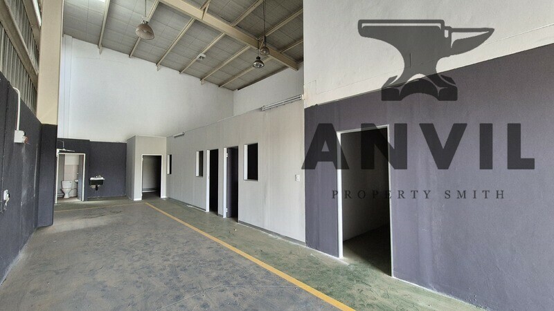 Robberg warehouse - unit 8 property image 5