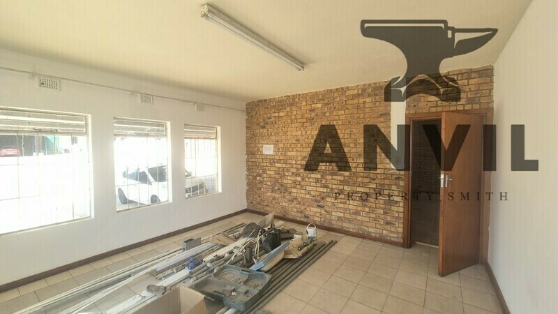 9 Coventry Place, Willowton, Pietermaritzburg - Front Office WIth Yard Unit, 9 Coventry Place, WIllowton property image 8