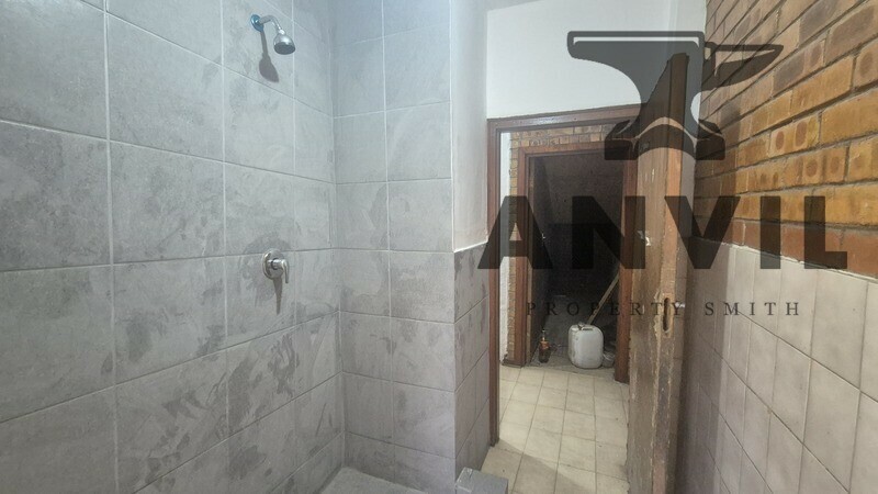 9 Coventry Place, Willowton, Pietermaritzburg - Front Office WIth Yard Unit, 9 Coventry Place, WIllowton property image 14