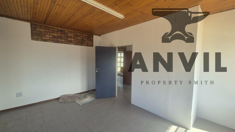 9 Coventry Place, Willowton, Pietermaritzburg - Front Office WIth Yard Unit, 9 Coventry Place, WIllowton property image 16