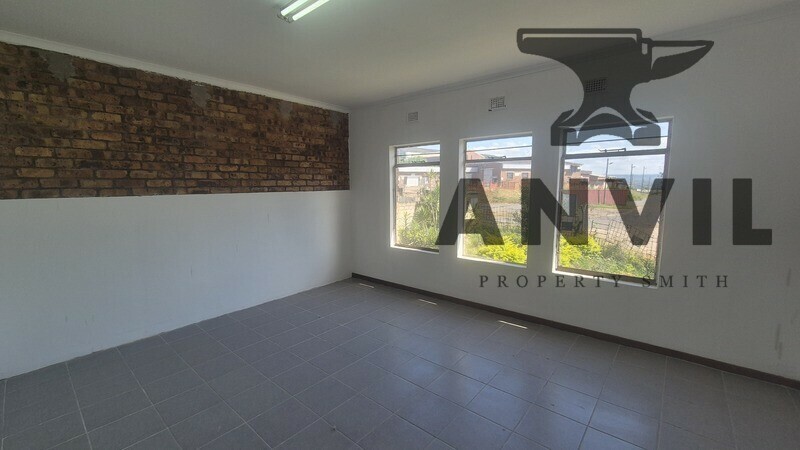 9 Coventry Place, Willowton, Pietermaritzburg - Front Office WIth Yard Unit, 9 Coventry Place, WIllowton property image 21