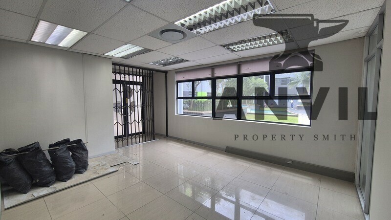 Island Office Park,35 Island Cir, Riverhorse Valley - Office 500A property image 4