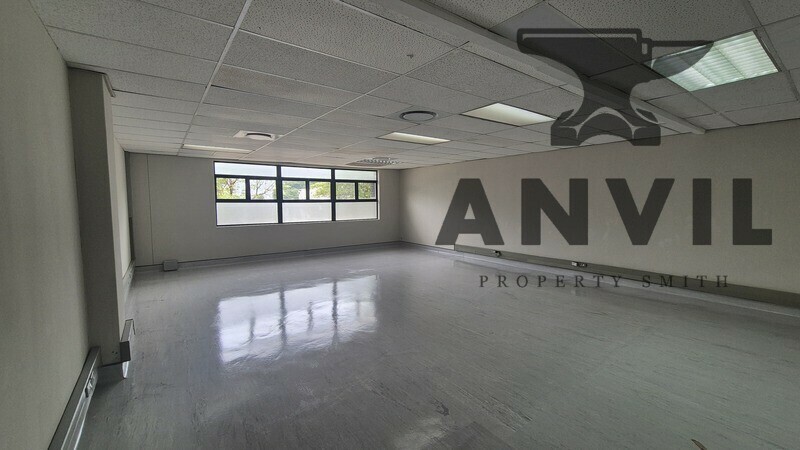 Island Office Park,35 Island Cir, Riverhorse Valley - Unit 500B property image 6