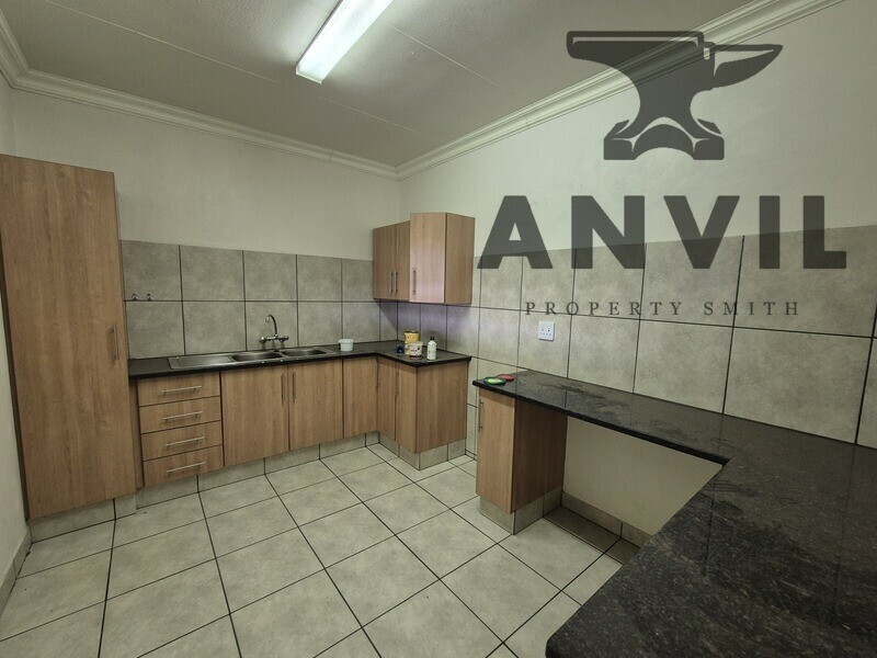 23 dakota Crescent  - unit 9  property image 12