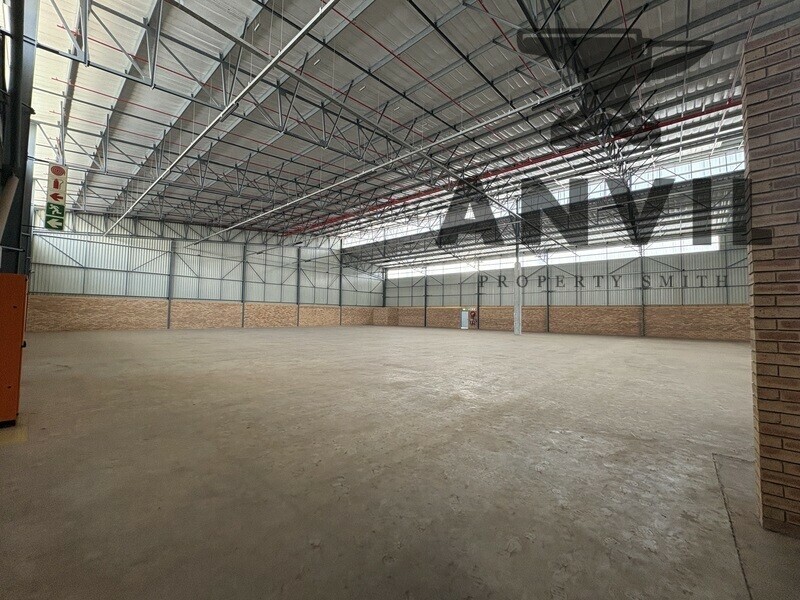 DAKOTA PRECINCT - 1765m² Warehouse to Let, Airport Park – with N3/N17 Access property image 2
