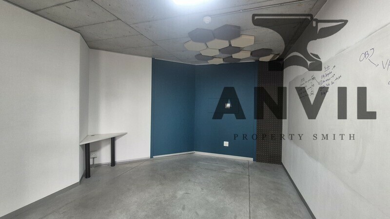 Bloomingdales Lifestyle Village - Office 4 property image 6