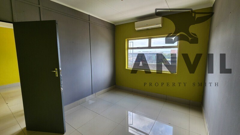 15 RUPEE RIF, RICHARDSBAY - UNIT 4 property image 4