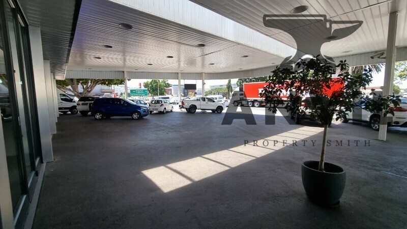 299 Voortrekker Road Parow - Entire Unit property image 3