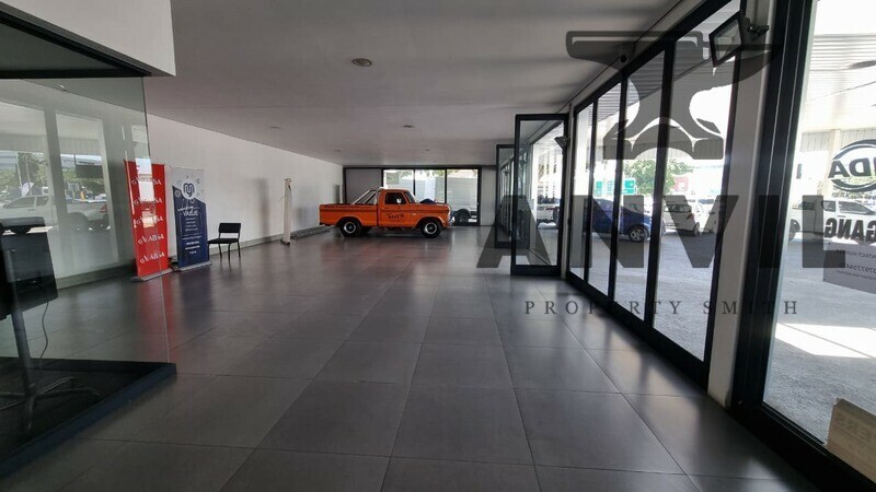 299 Voortrekker Road Parow - Entire Unit property image 10