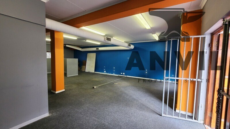 Old Dutch Square - Unit 12 property image 3