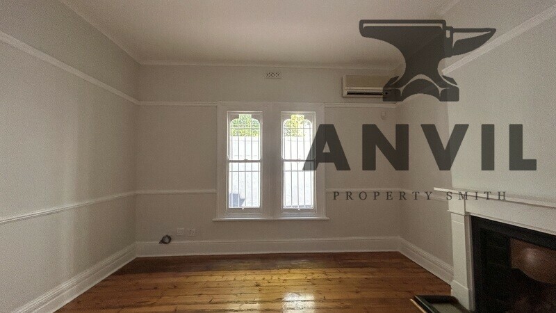 5 Duke Road, Rondebosch - Room 2 - 18m2 property image 4