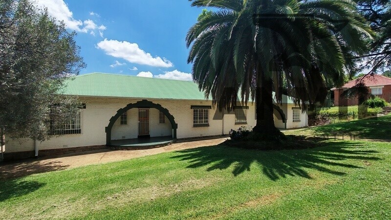 8/10 High Street  - Whole Property property image 2