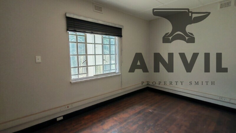 8/10 High Street  - Whole Property property image 11