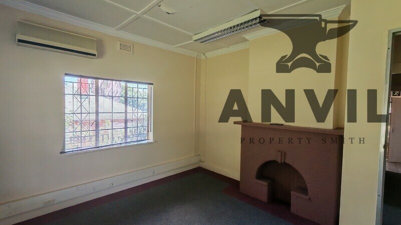 26 High Street  - Whole Property  property image 9