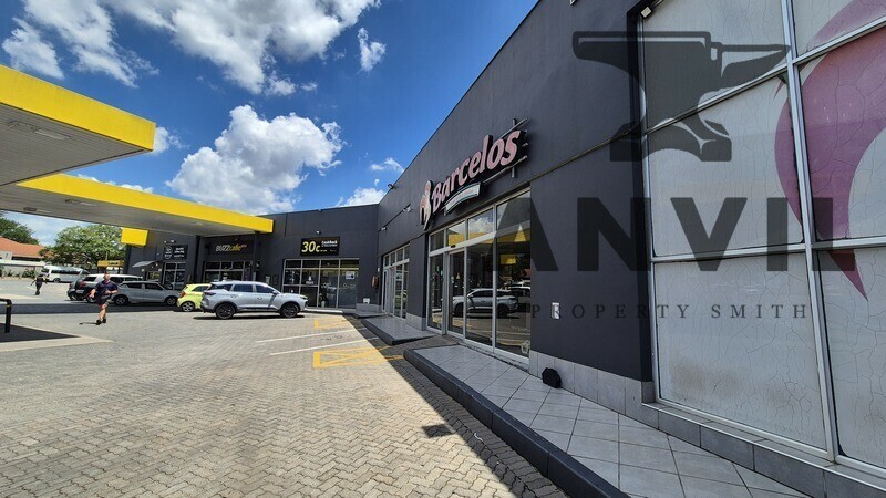 MBT garage building - ex Barcelos property image 13