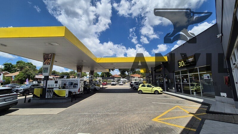 MBT garage building - ex Barcelos property image 15