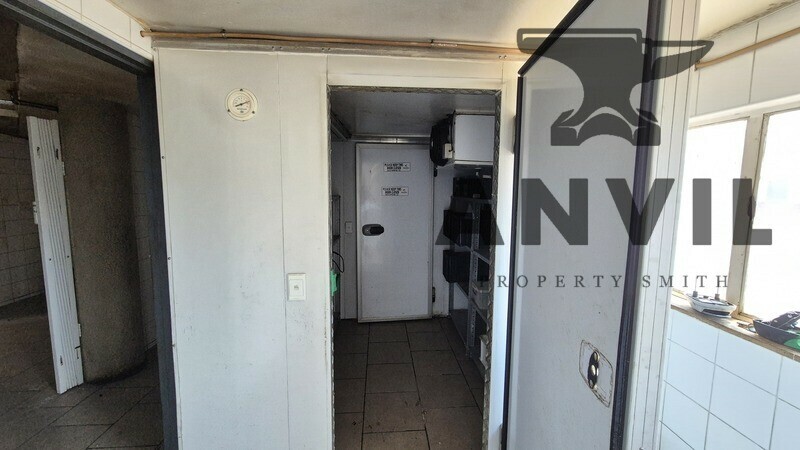 MBT garage building - ex Barcelos property image 8