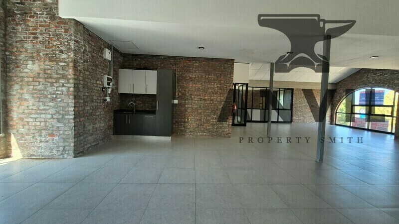 99 Circular Drive - Unit 2 property image 2