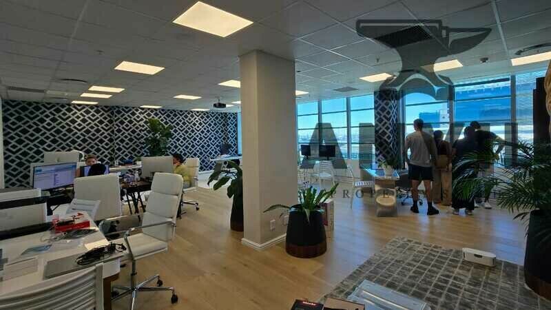 Convention Tower, Corner Heerengracht and Walter Sisulu Aveune - Unit 9 property image 5