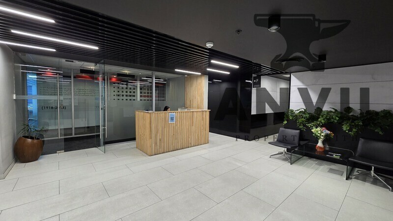 Convention Tower, Corner Heerengracht and Walter Sisulu Aveune - 10th Floor 715 sq.m property image 2