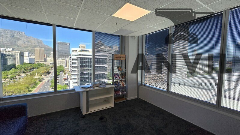 Convention Tower, Corner Heerengracht and Walter Sisulu Aveune - 10th Floor 715 sq.m property image 7