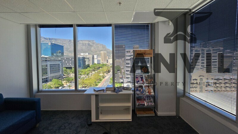 Convention Tower, Corner Heerengracht and Walter Sisulu Aveune - 10th Floor 715 sq.m property image 8