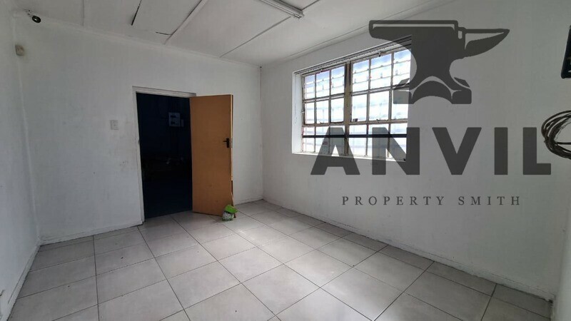 29 Jenkinson St, Parow East, Cape Town, 7501, South Africa - Unit 1  property image 15