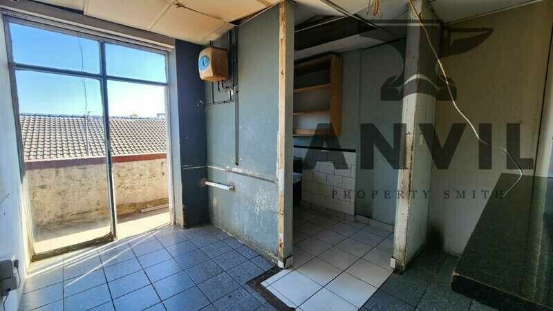 14 Lira Link Road, Haiti Mall - UNIT 9 property image 4