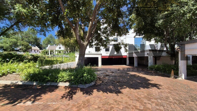 Ogilvy and Mather, 15 Sloane, Bryanston - Entire Campus property image 48