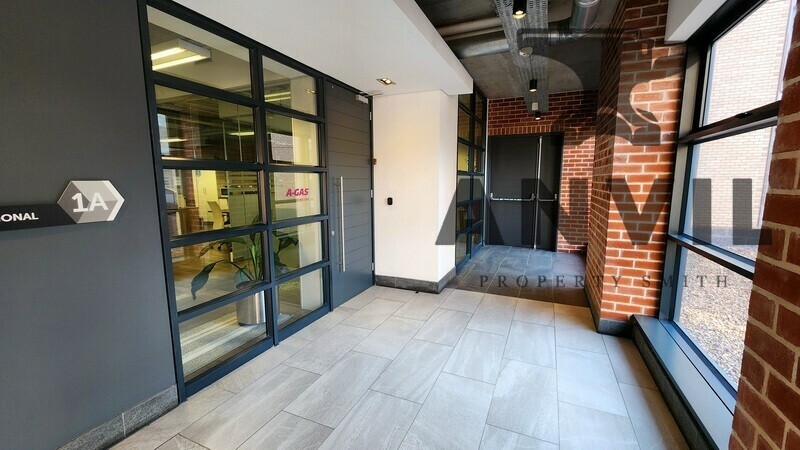 The Matrix - Unit 1A property image 17