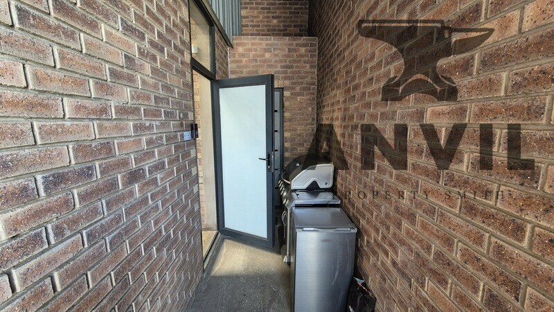 81 Amatole Street, N4 Gateway Industrial Park - unit 6.1 property image 4