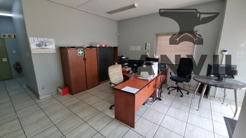 Mansal Park - Mini warehouse Unit 4 property image 2